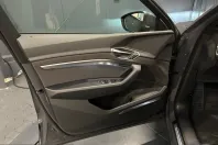 Audi Q8 din 2024 cu 31.000 km - oferta AUD237356 - foto 13