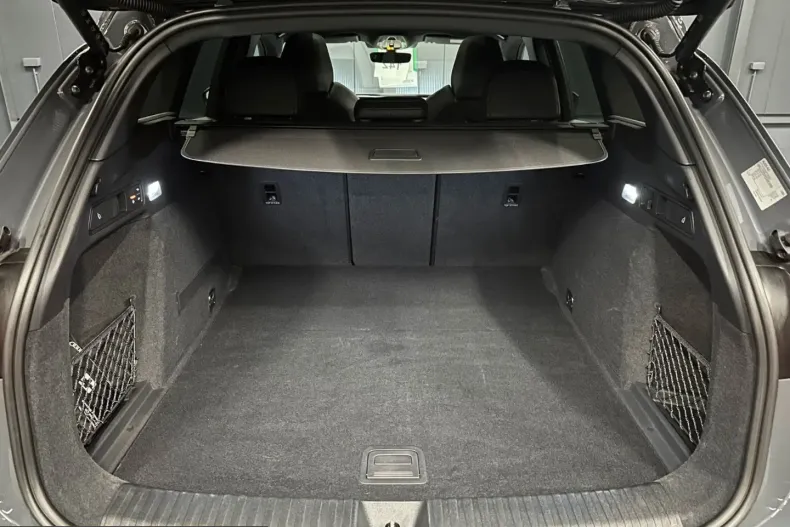 Audi Q6 din 2024 cu 12.000 km - oferta AUD237368 - foto 35