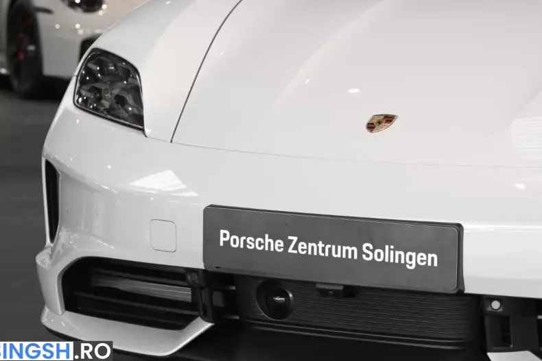 Porsche Taycan din 2026 cu 9.900 km - oferta POR237369 - foto 9
