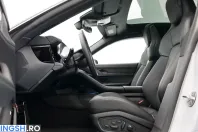Porsche Taycan din 2026 cu 9.900 km - oferta POR237369 - foto 14