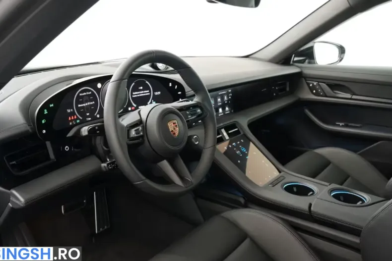 Porsche Taycan din 2026 cu 9.900 km - oferta POR237369 - foto 20
