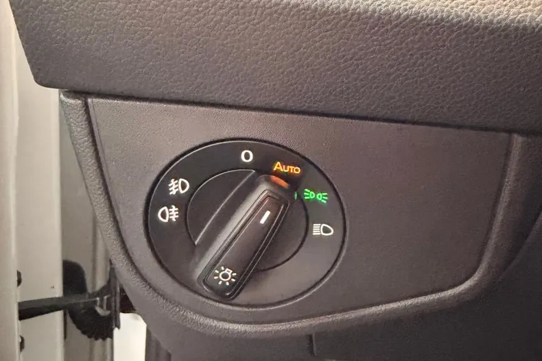 Volkswagen Taigo din 2024 cu 53.000 km - oferta VOL237375 - foto 13