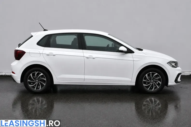 Volkswagen Polo din 2023 cu 111.123 km - oferta VOL237384 - foto 8