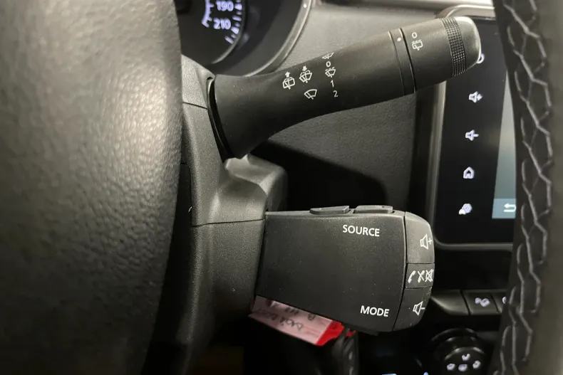 Dacia Duster din 2023 cu 102.424 km - oferta DAC237393 - foto 19