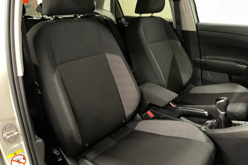 Volkswagen Polo din 2022 cu 51.892 km - oferta VOL237394 - foto 9