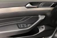 Volkswagen Passat din 2023 cu 172.431 km - oferta VOL237397 - foto 23