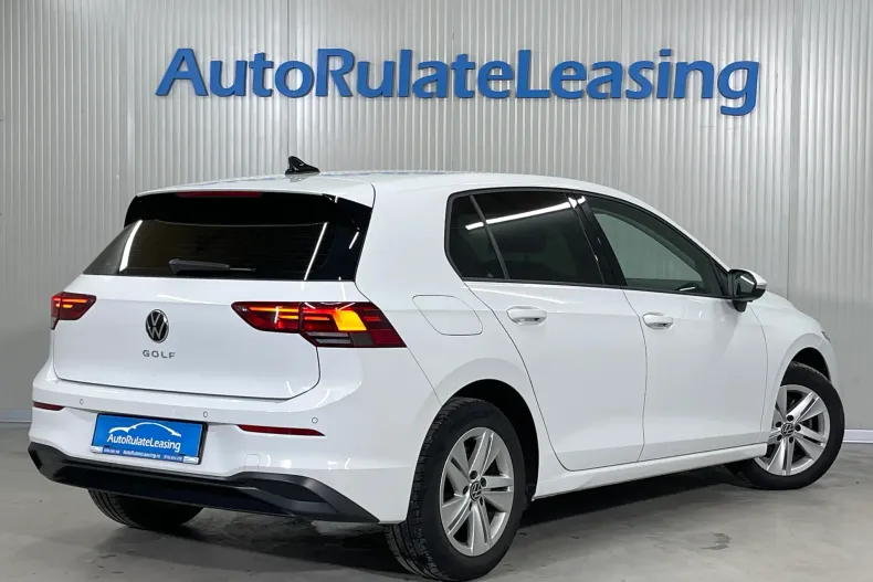 Volkswagen Golf din 2022 cu 66.379 km - oferta VOL237398 - foto 4