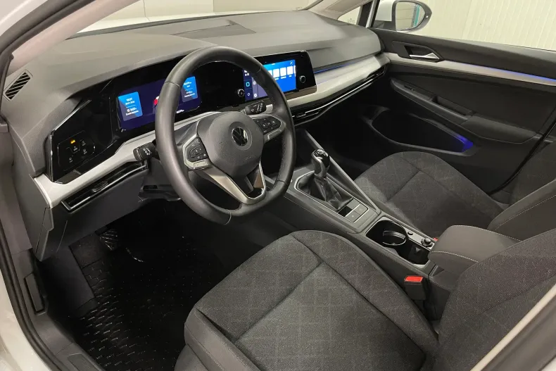 Volkswagen Golf din 2022 cu 66.379 km - oferta VOL237398 - foto 5