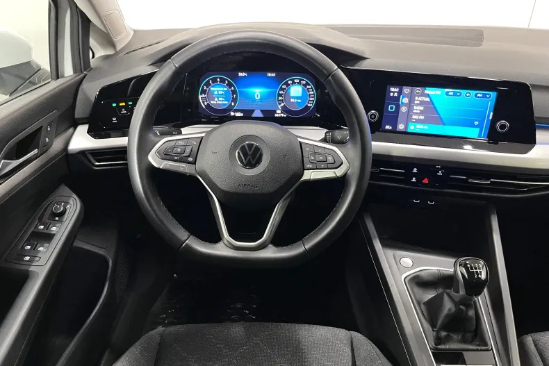 Volkswagen Golf din 2022 cu 66.379 km - oferta VOL237398 - foto 6