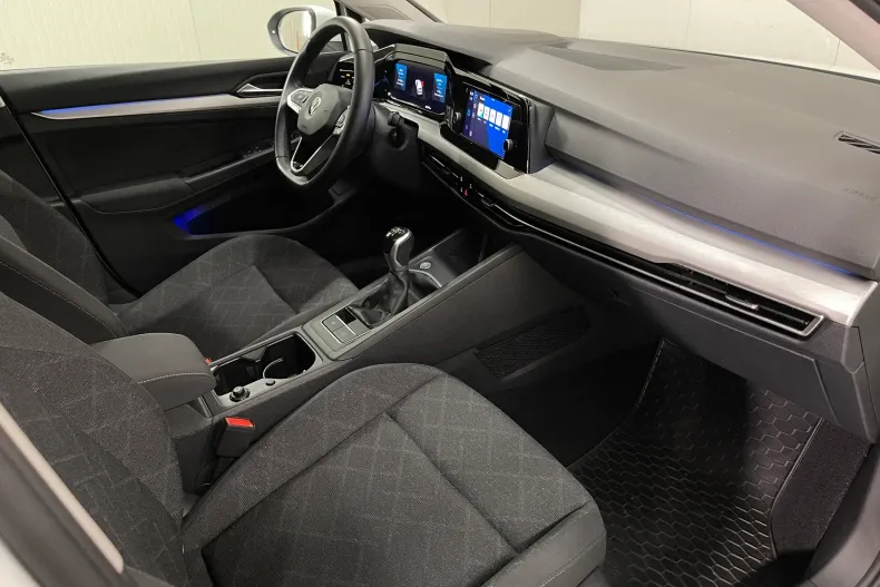Volkswagen Golf din 2022 cu 66.379 km - oferta VOL237398 - foto 11