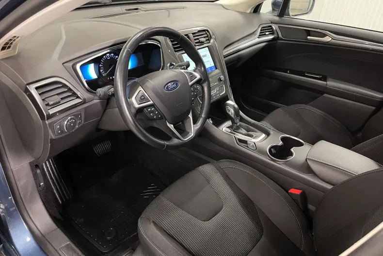 Ford Mondeo din 2022 cu 69.384 km - oferta FOR237402 - foto 5