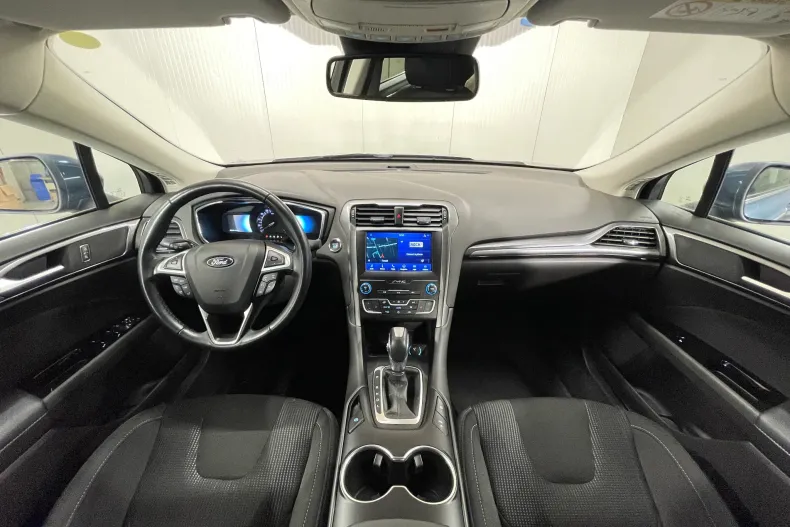 Ford Mondeo din 2022 cu 69.384 km - oferta FOR237402 - foto 7
