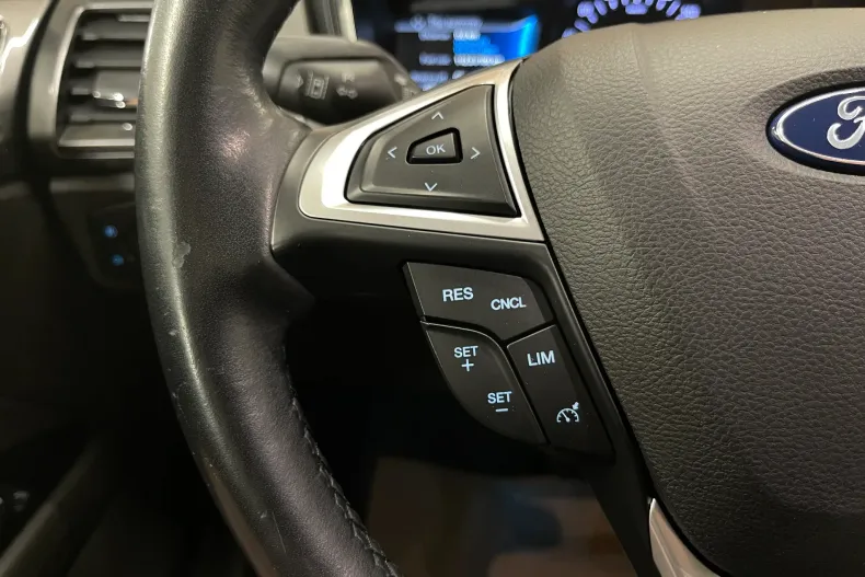 Ford Mondeo din 2022 cu 69.384 km - oferta FOR237402 - foto 23