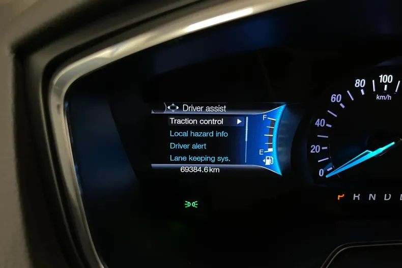 Ford Mondeo din 2022 cu 69.384 km - oferta FOR237402 - foto 27