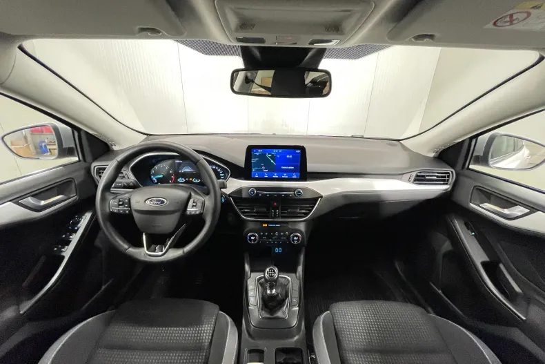 Ford Focus din 2021 cu 64.904 km - oferta FOR237404 - foto 7