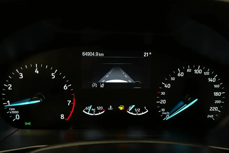 Ford Focus din 2021 cu 64.904 km - oferta FOR237404 - foto 26