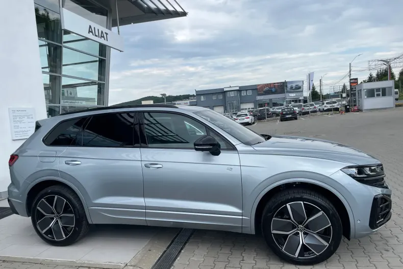 Volkswagen Touareg din 2026 cu 1 km - oferta VOL237405 - foto 4