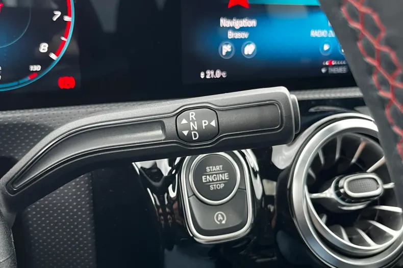 Mercedes-Benz CLA 35 AMG (Clasa CLA) din 2021 cu 44.152 km - oferta MER237412 - foto 18