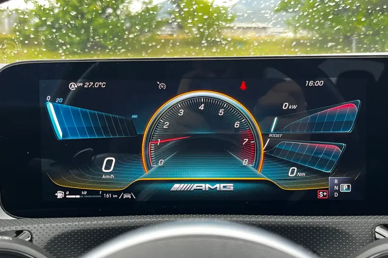 Mercedes-Benz CLA 35 AMG (Clasa CLA) din 2021 cu 44.152 km - oferta MER237412 - foto 33