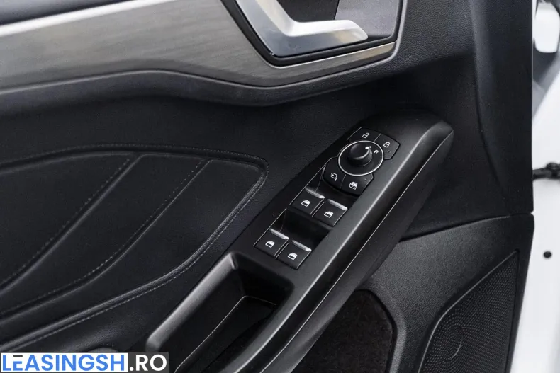 Ford Focus din 2023 cu 120.000 km - oferta FOR237422 - foto 35