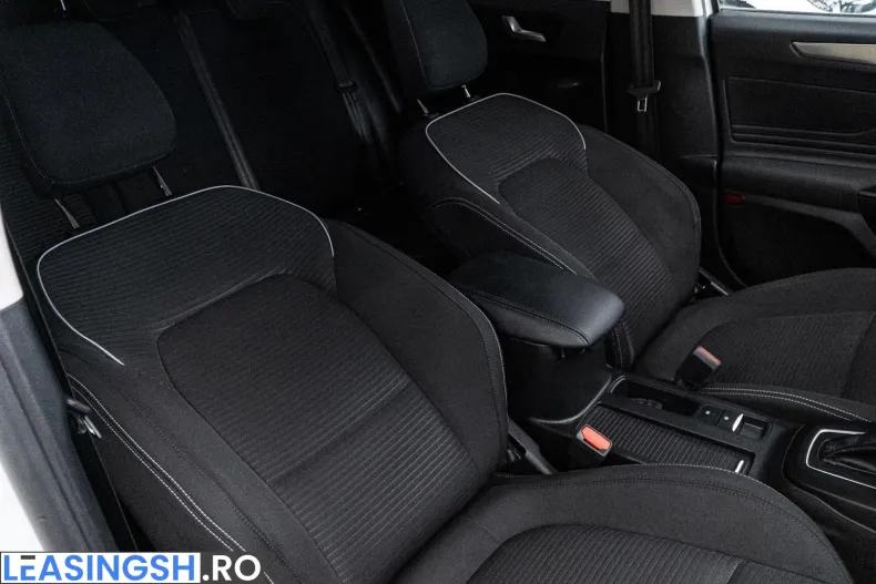 Ford Focus din 2023 cu 120.000 km - oferta FOR237422 - foto 36