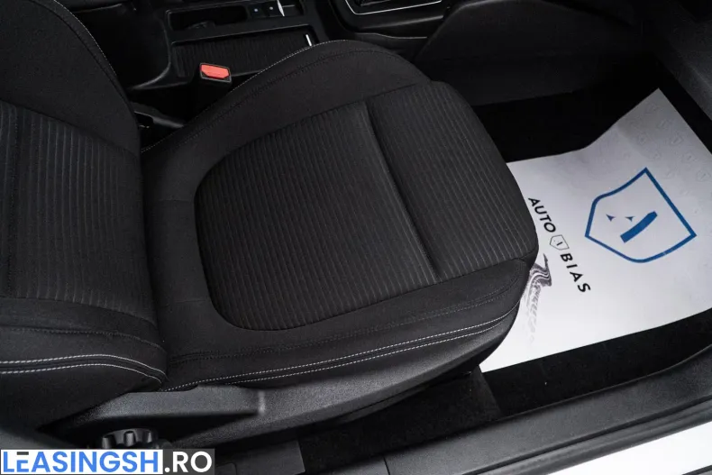Ford Focus din 2023 cu 120.000 km - oferta FOR237422 - foto 39