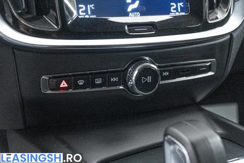 Volvo V60 din 2021 cu 174.700 km - oferta VOL237431 - foto 21