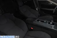 Volvo V60 din 2021 cu 174.700 km - oferta VOL237431 - foto 38