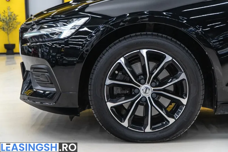 Volvo V60 din 2021 cu 174.700 km - oferta VOL237431 - foto 40