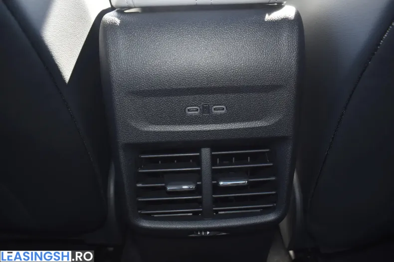 Ford Explorer din 2025 cu 1 km - oferta FOR237434 - foto 19
