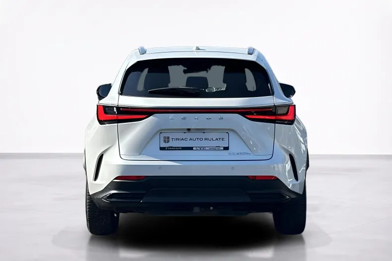 Lexus Seria NX din 2023 cu 111.923 km - oferta LEX237440 - foto 4