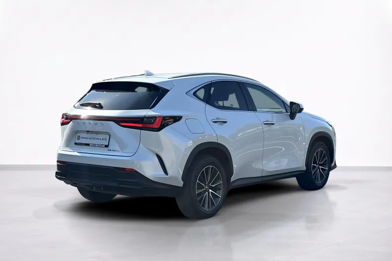 Lexus Seria NX din 2023 cu 111.923 km - oferta LEX237440 - foto 5