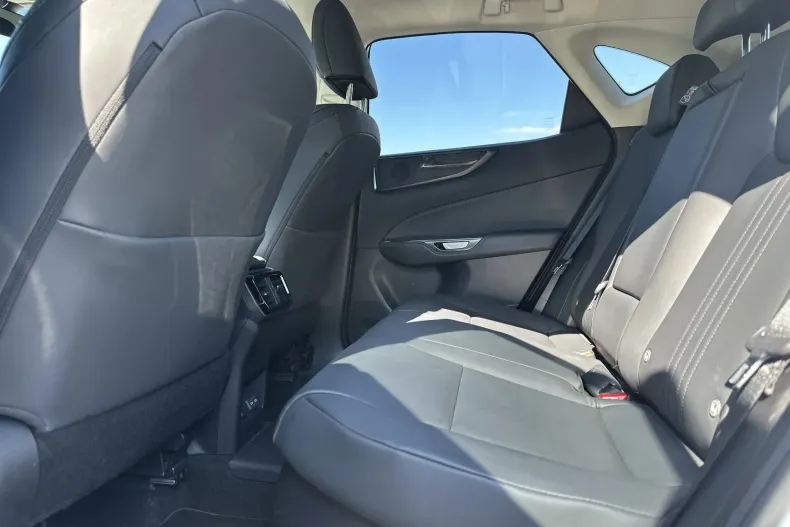 Lexus Seria NX din 2023 cu 111.923 km - oferta LEX237440 - foto 12