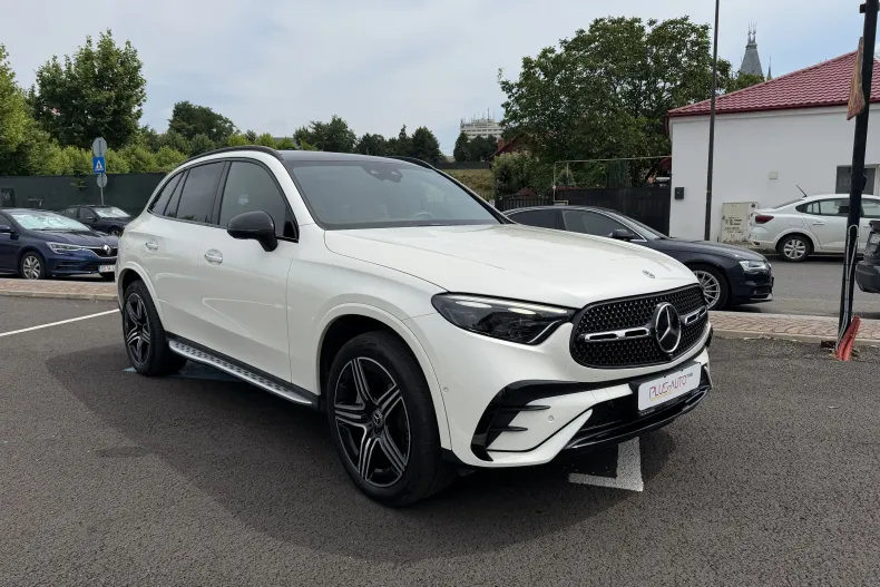 Mercedes-Benz GLC (Clasa GLC) din 2023 cu 26.500 km - oferta MER237442 - foto 1