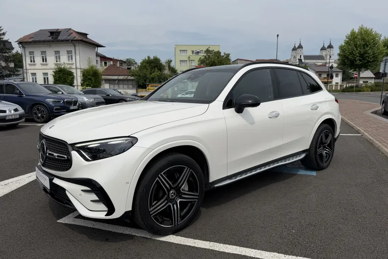 Mercedes-Benz GLC (Clasa GLC) din 2023 cu 26.500 km - oferta MER237442 - foto 3
