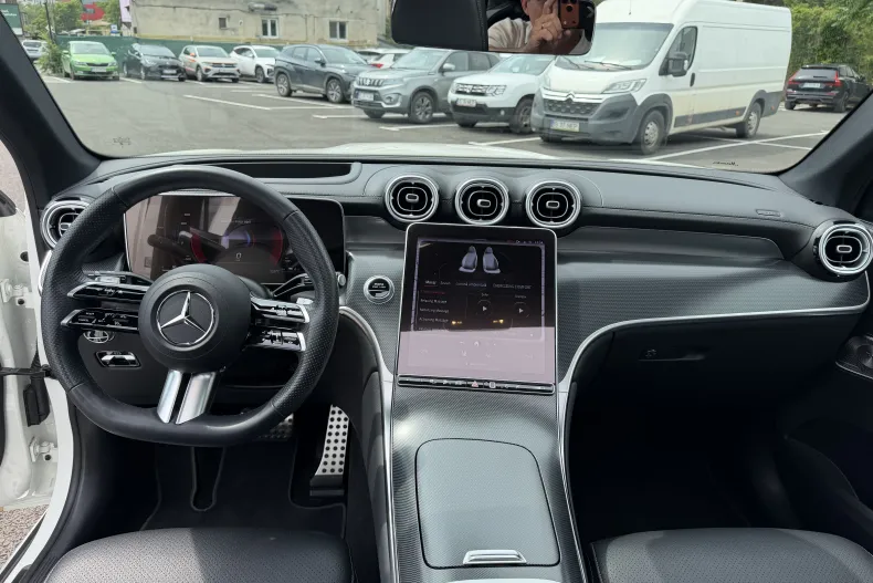 Mercedes-Benz GLC (Clasa GLC) din 2023 cu 26.500 km - oferta MER237442 - foto 8