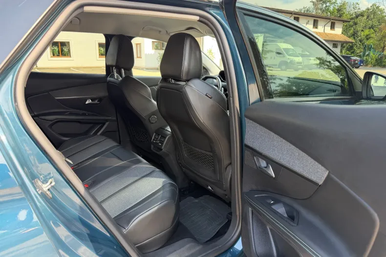 Peugeot 3008 din 2022 cu 139.000 km - oferta PEU237444 - foto 17