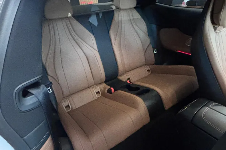 Mercedes-Benz CLE 300 (Clasa CLE) din 2024 cu 12.903 km - oferta MER237454 - foto 8