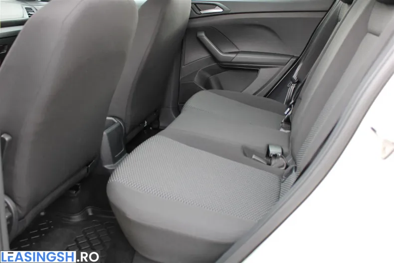 Volkswagen T-Cross din 2024 cu 15.798 km - oferta VOL237456 - foto 12