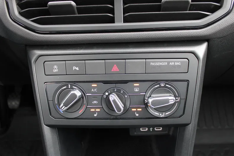 Volkswagen T-Cross din 2024 cu 15.798 km - oferta VOL237456 - foto 19