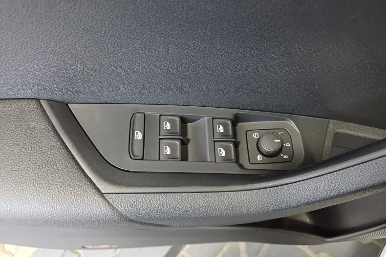 Skoda Karoq din 2024 cu 29.013 km - oferta SKO237458 - foto 8