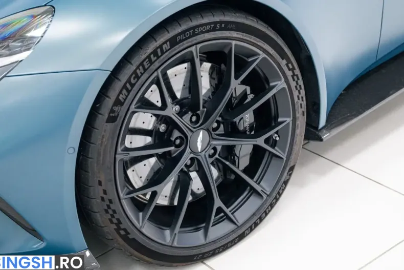 Aston Martin V8 Vantage din 2025 cu 6.500 km - oferta AST237467 - foto 11