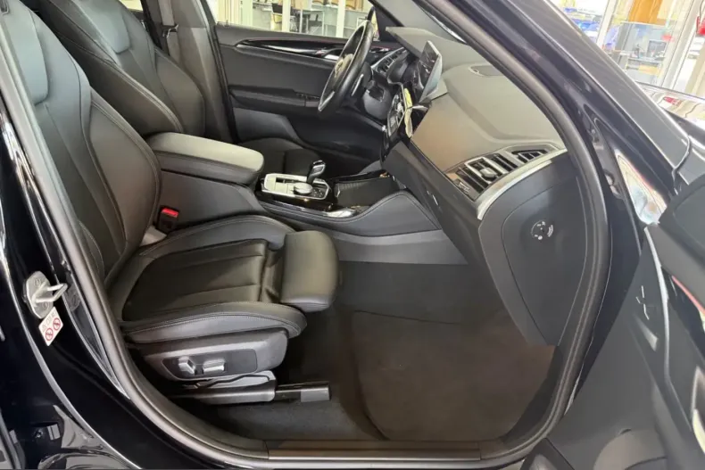 BMW X4 (Seria X) din 2023 cu 57.766 km - oferta BMW237483 - foto 9