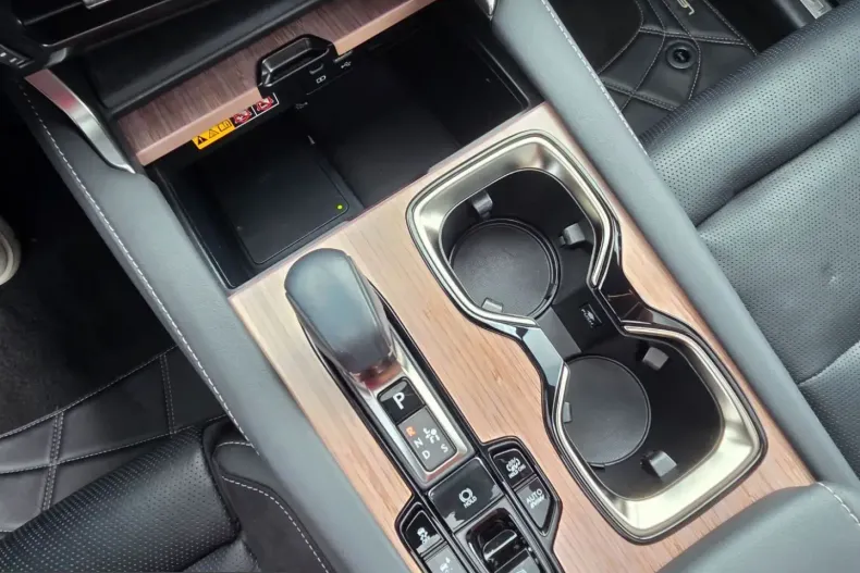Lexus RX 450 din 2024 cu 45.995 km - oferta LEX237485 - foto 17