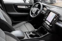 Volvo XC40 din 2024 cu 39.354 km - oferta VOL237488 - foto 3