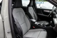 Volvo XC40 din 2024 cu 39.354 km - oferta VOL237488 - foto 6