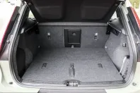 Volvo XC40 din 2024 cu 39.354 km - oferta VOL237488 - foto 10