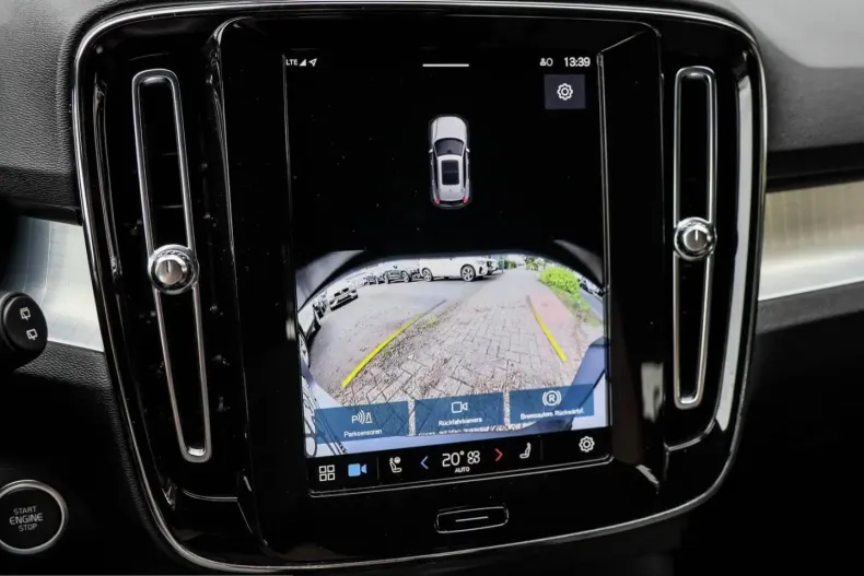Volvo XC40 din 2024 cu 39.354 km - oferta VOL237488 - foto 11