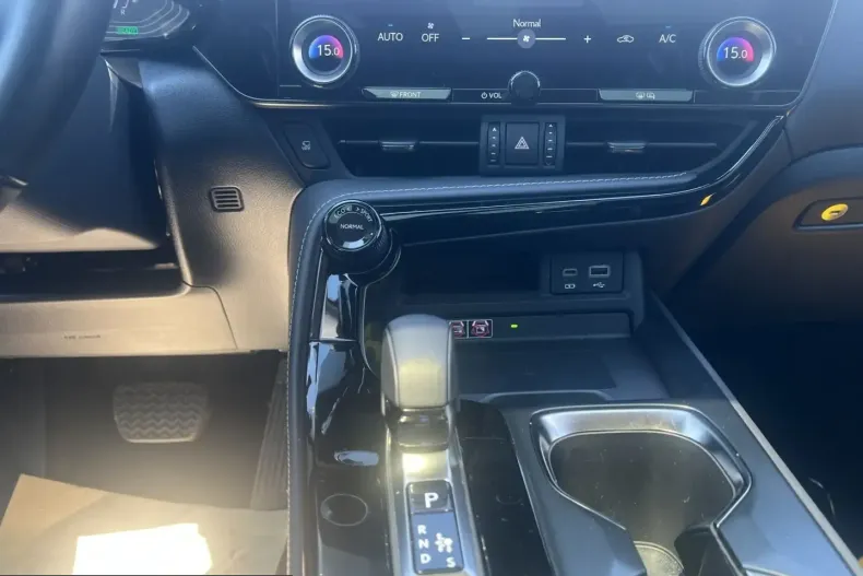 Lexus NX 350h din 2024 cu 31.600 km - oferta LEX237490 - foto 14