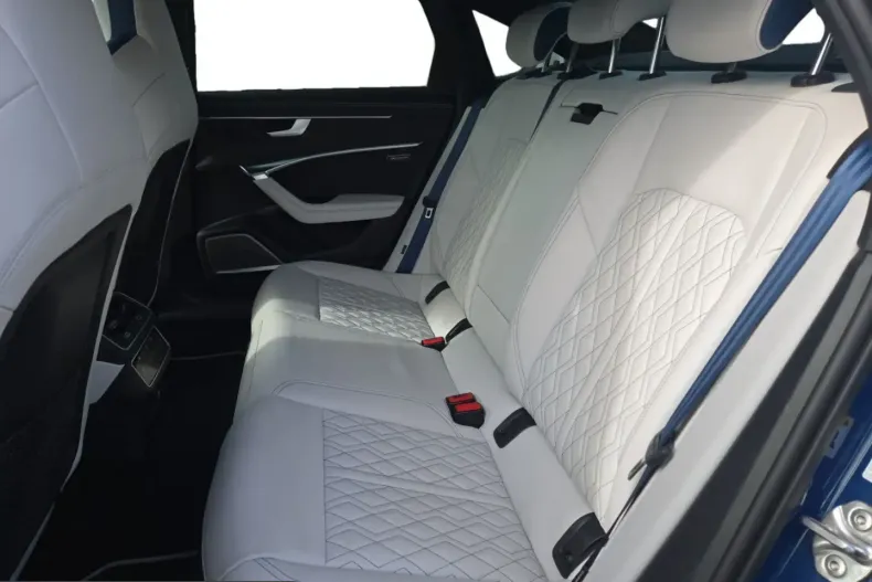 Audi S6 din 2025 cu 19.115 km - oferta AUD237493 - foto 9